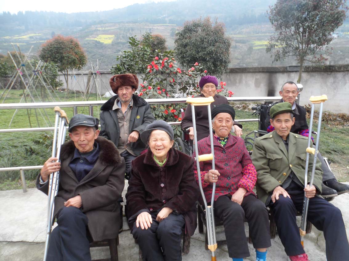 温塘敬老院新入住生活不能自理的7位老人